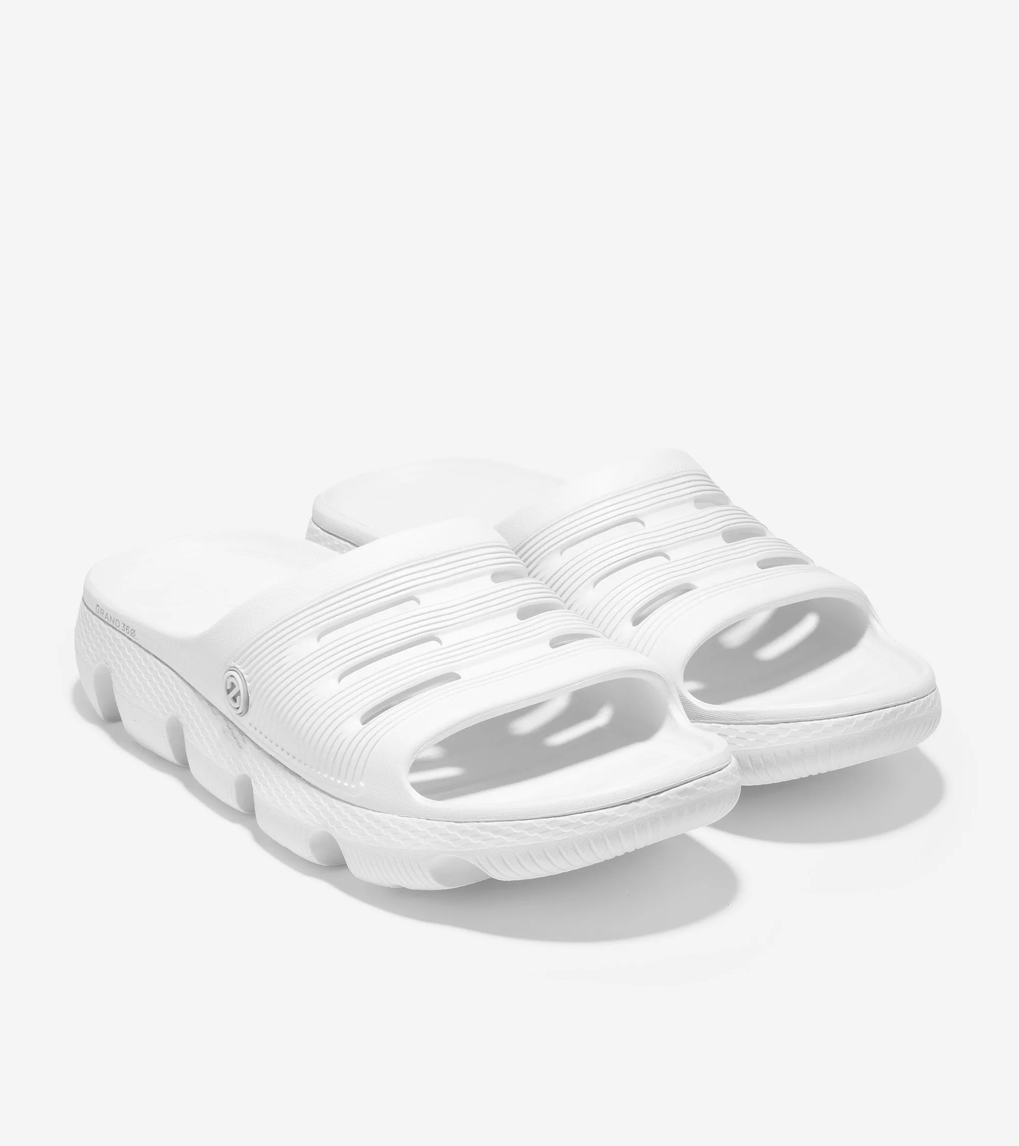 4.ZER?GRAND All-Day Slide Sandal Clean Lines