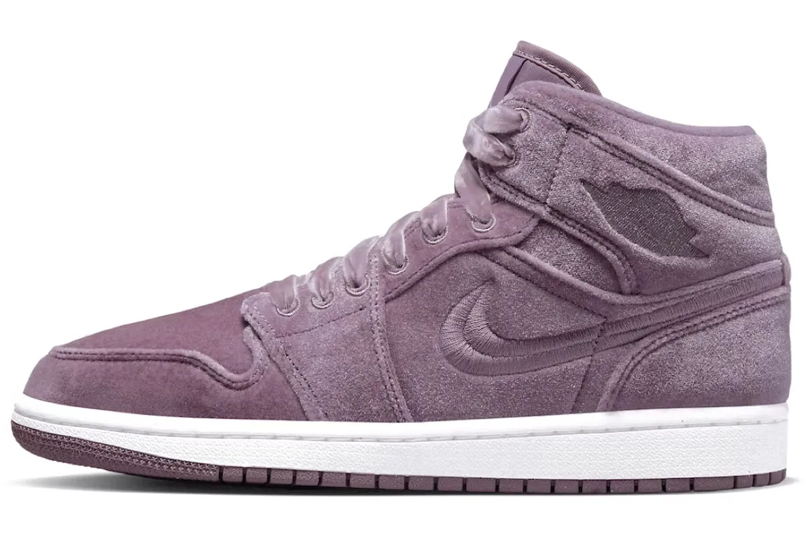 Silent Walk Air Jordan 1 Mid SE Purple Velvet (W)