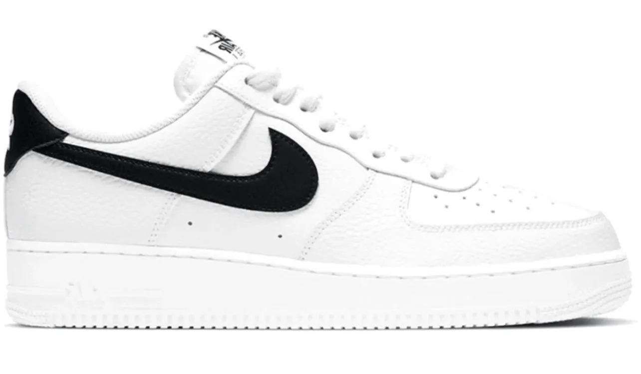 Sweat Resistant Indoor Fitness Heritage Line Nike Air Force 1 White Black (GS)