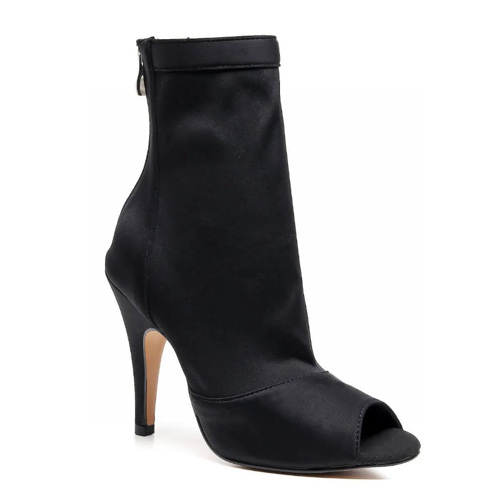 Sleek Comfort Shabina - Black Lycra - Street Sole