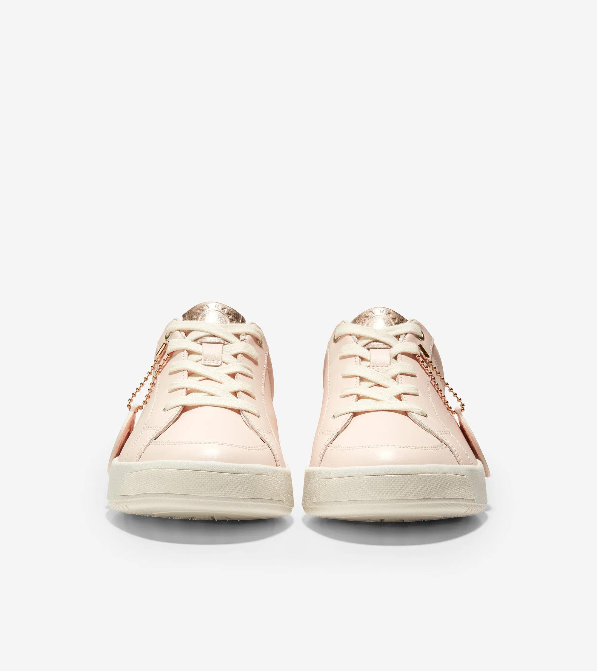 running on a wooden track shoes GrandPr? Finalist Sneaker