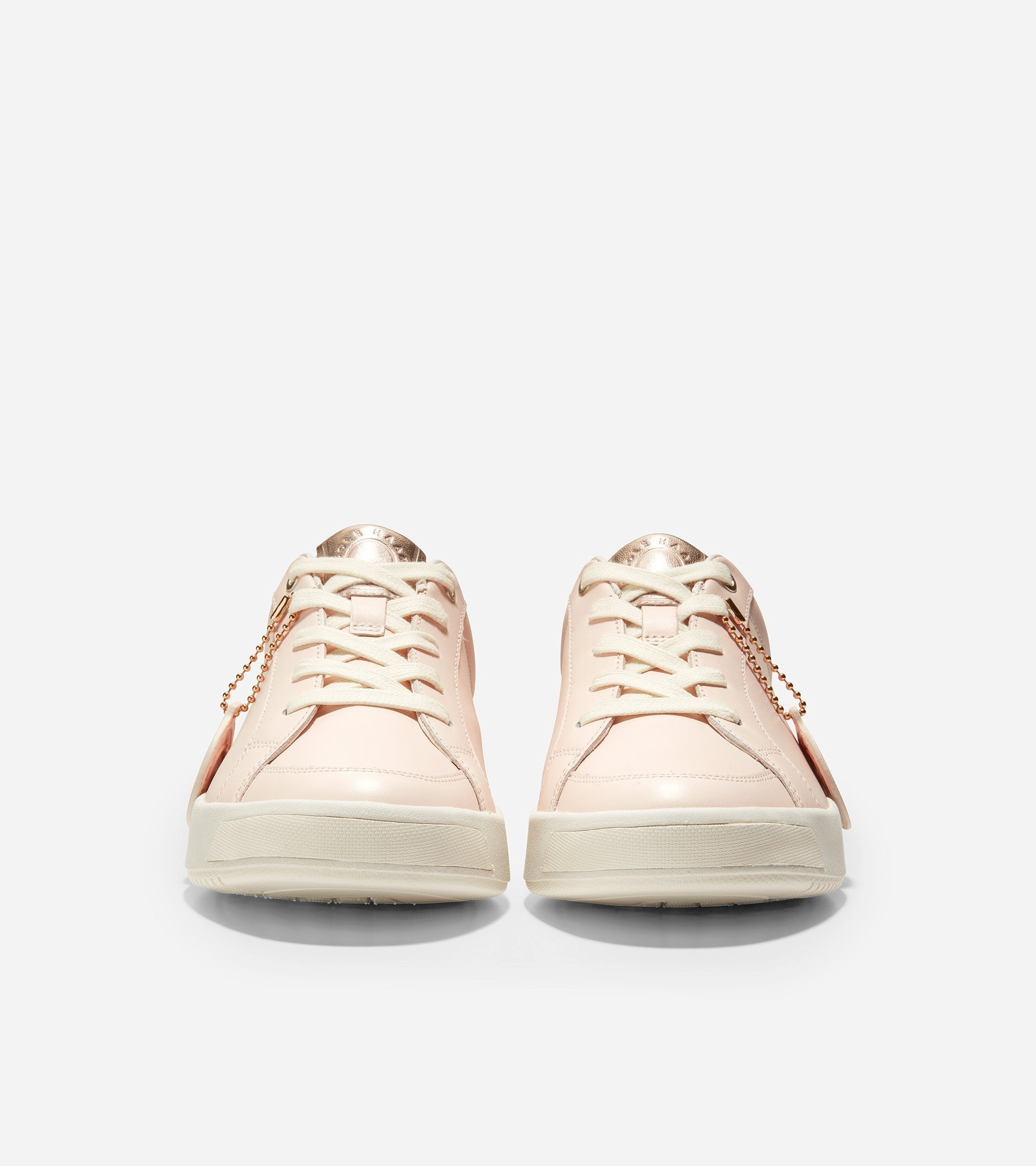 running on a wooden track shoes GrandPr? Finalist Sneaker