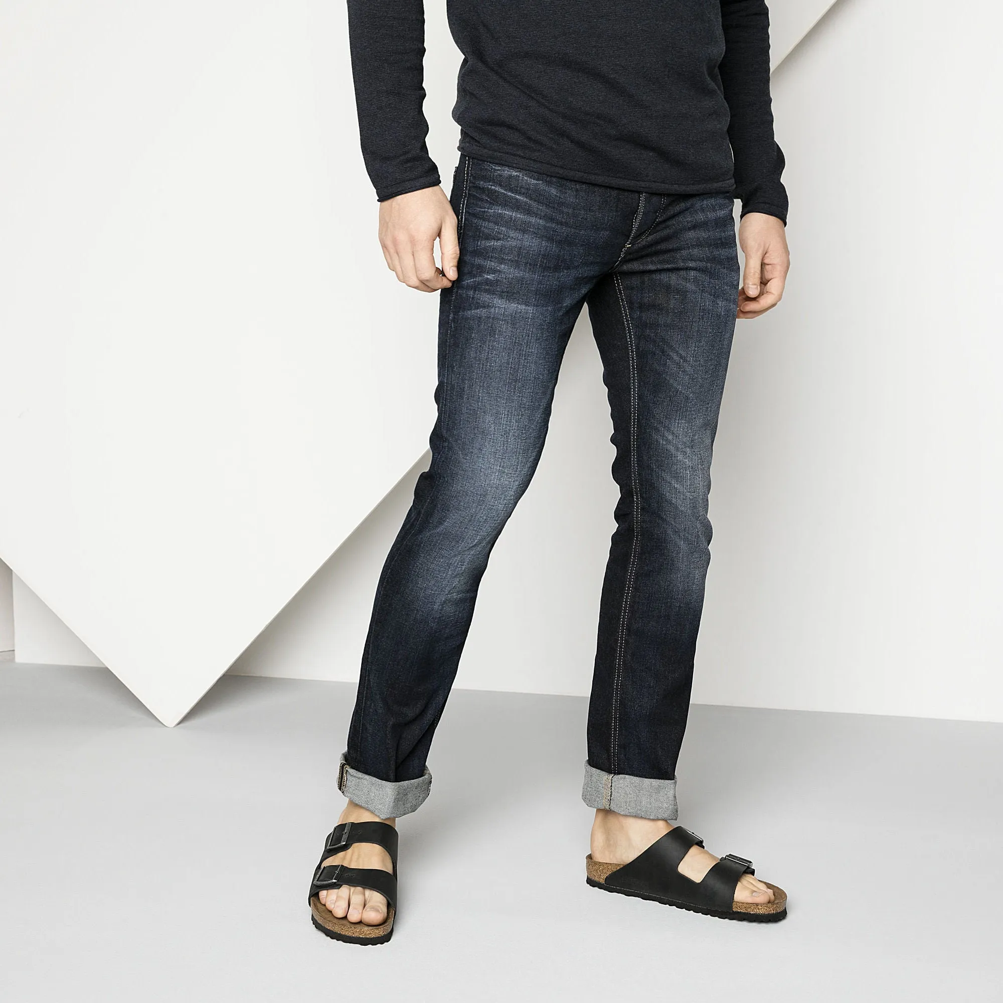 Arizona Classic Footbed : Black Oiled Street Trend Beach Wear