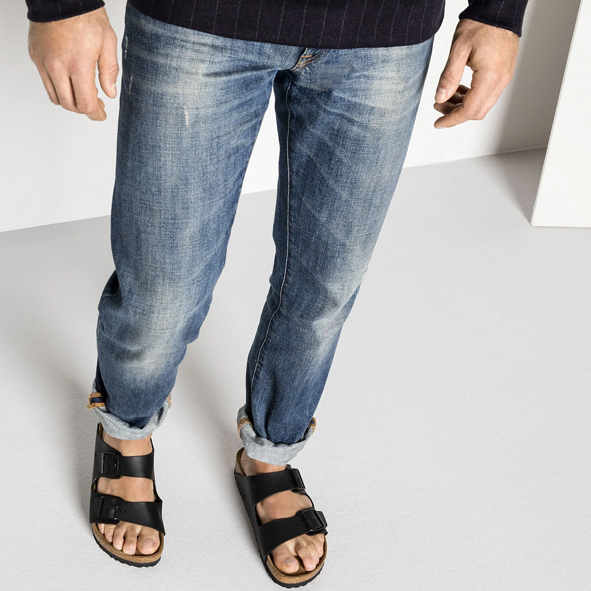 Arizona Soft Footbed : Black Synthetic Heel Freedom