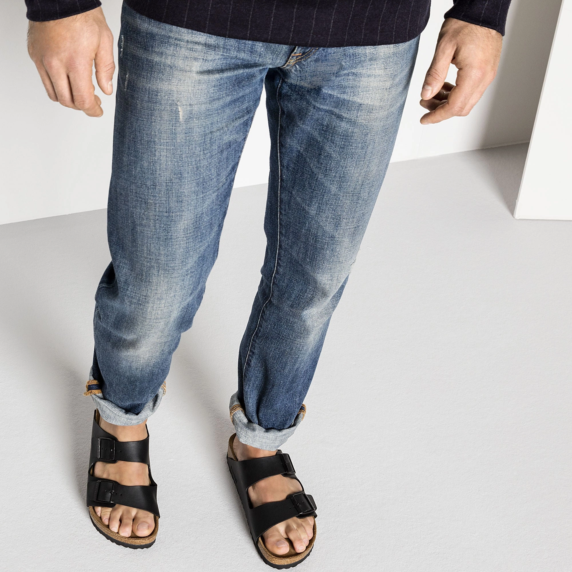 Arizona Soft Footbed : Black Synthetic Heel Freedom