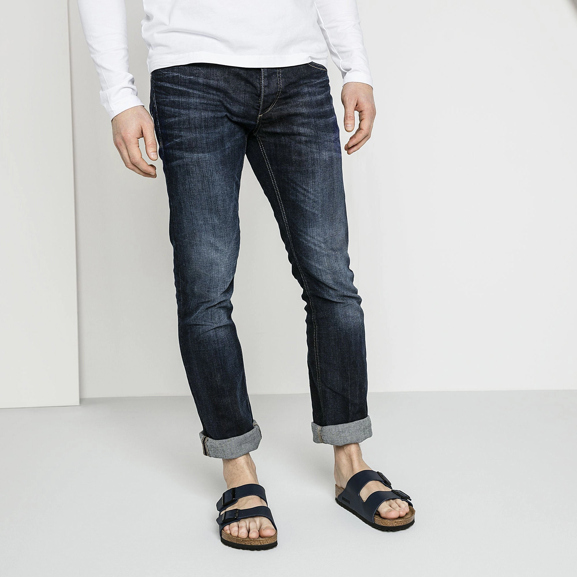 Trendy Footwear Design Day Comfort Arizona Soft Footbed : Blue Synthetic