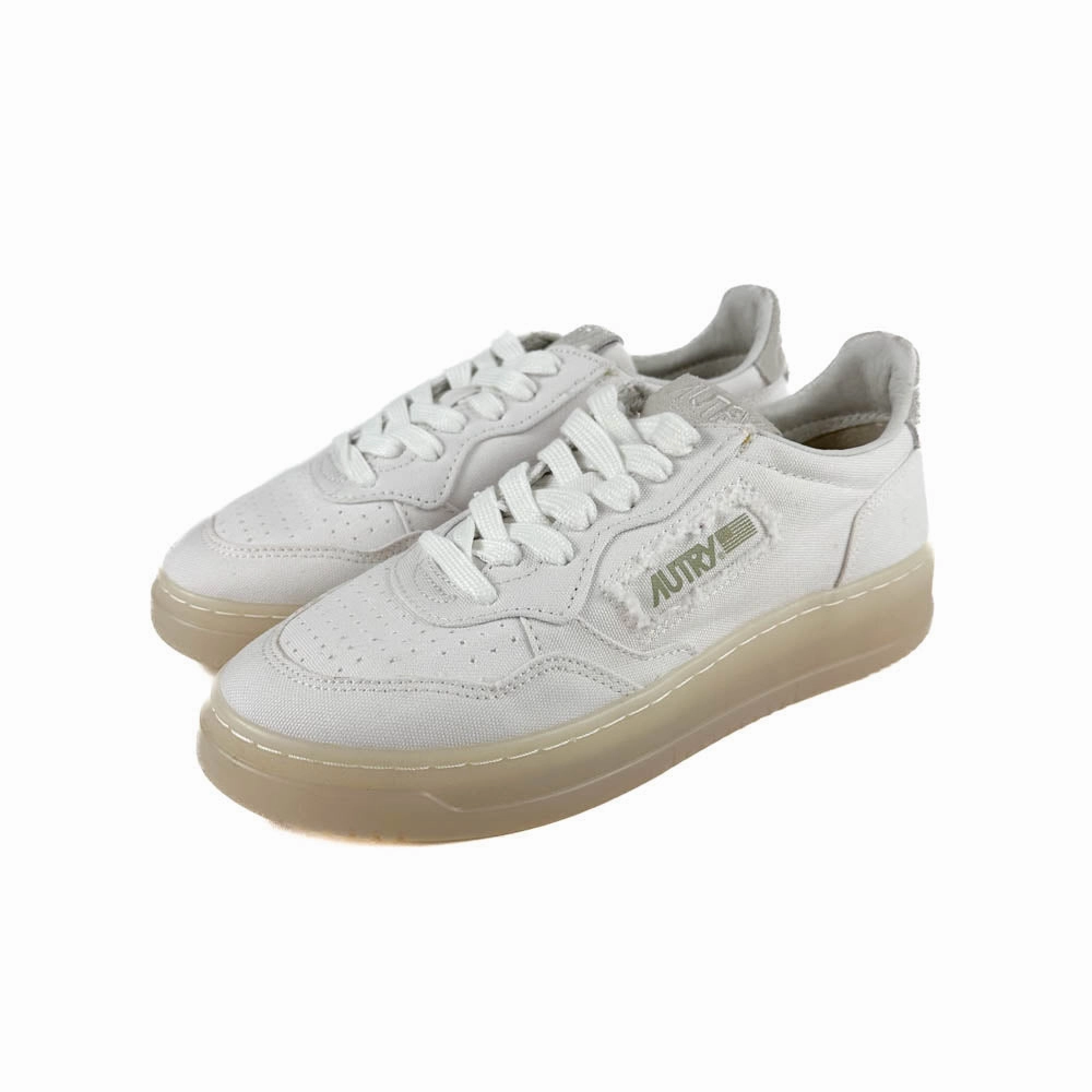 Autry - Medalist Low AULW CA15 (Canvas White) Glossy - finish
