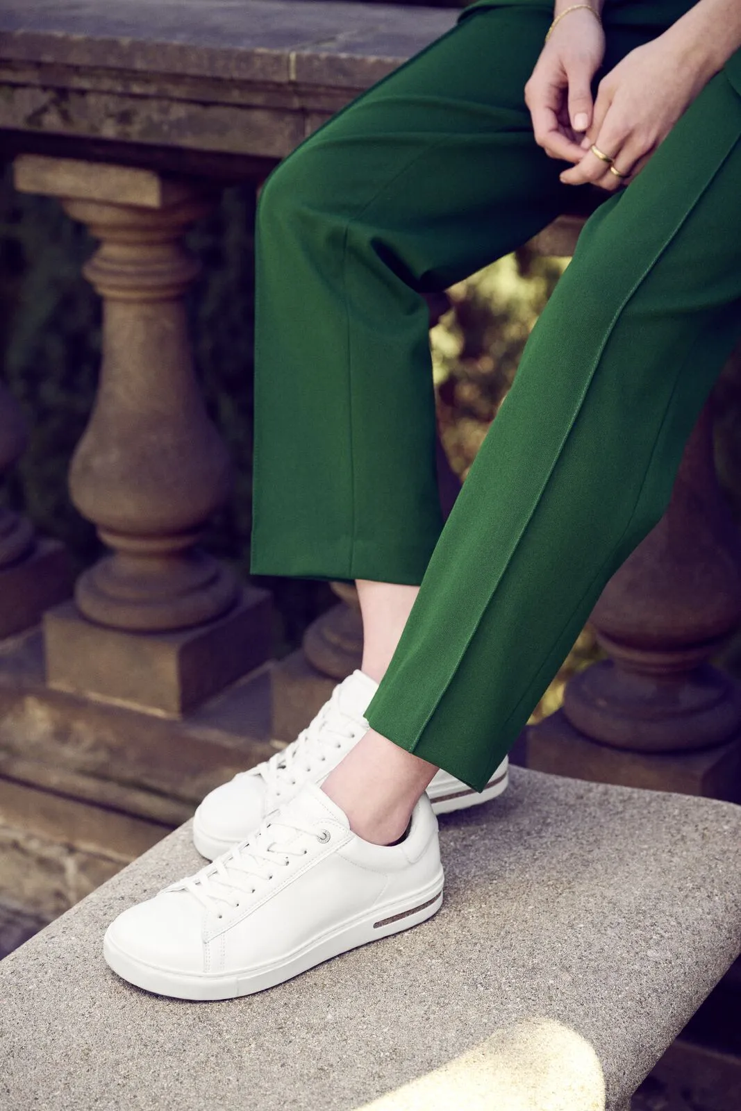 Bend | Leather | White Smart Layering Soft Leather