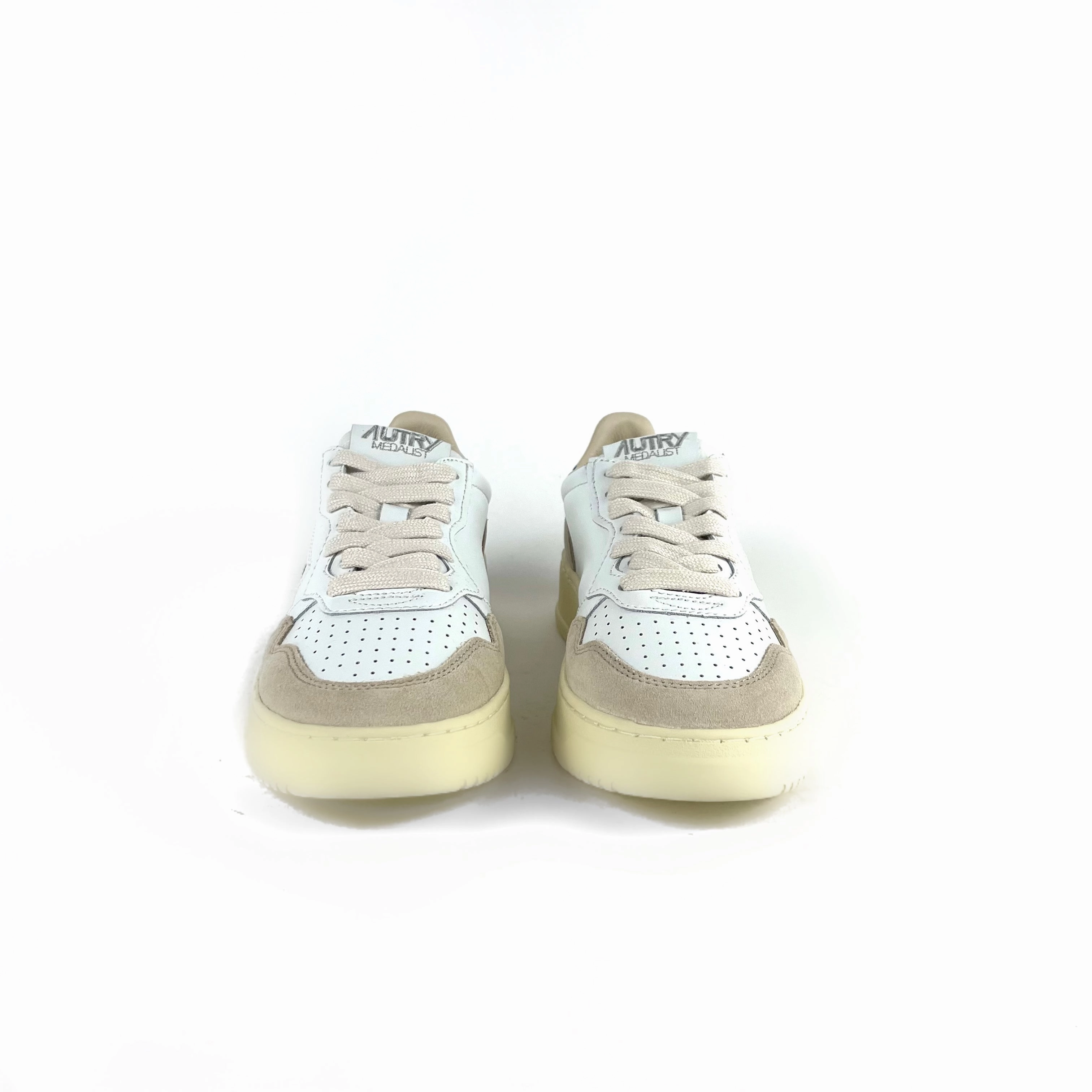 Autry - Medalist Low AULW LS55 (White/Azure/Suede Beige) outdoor sports lover
