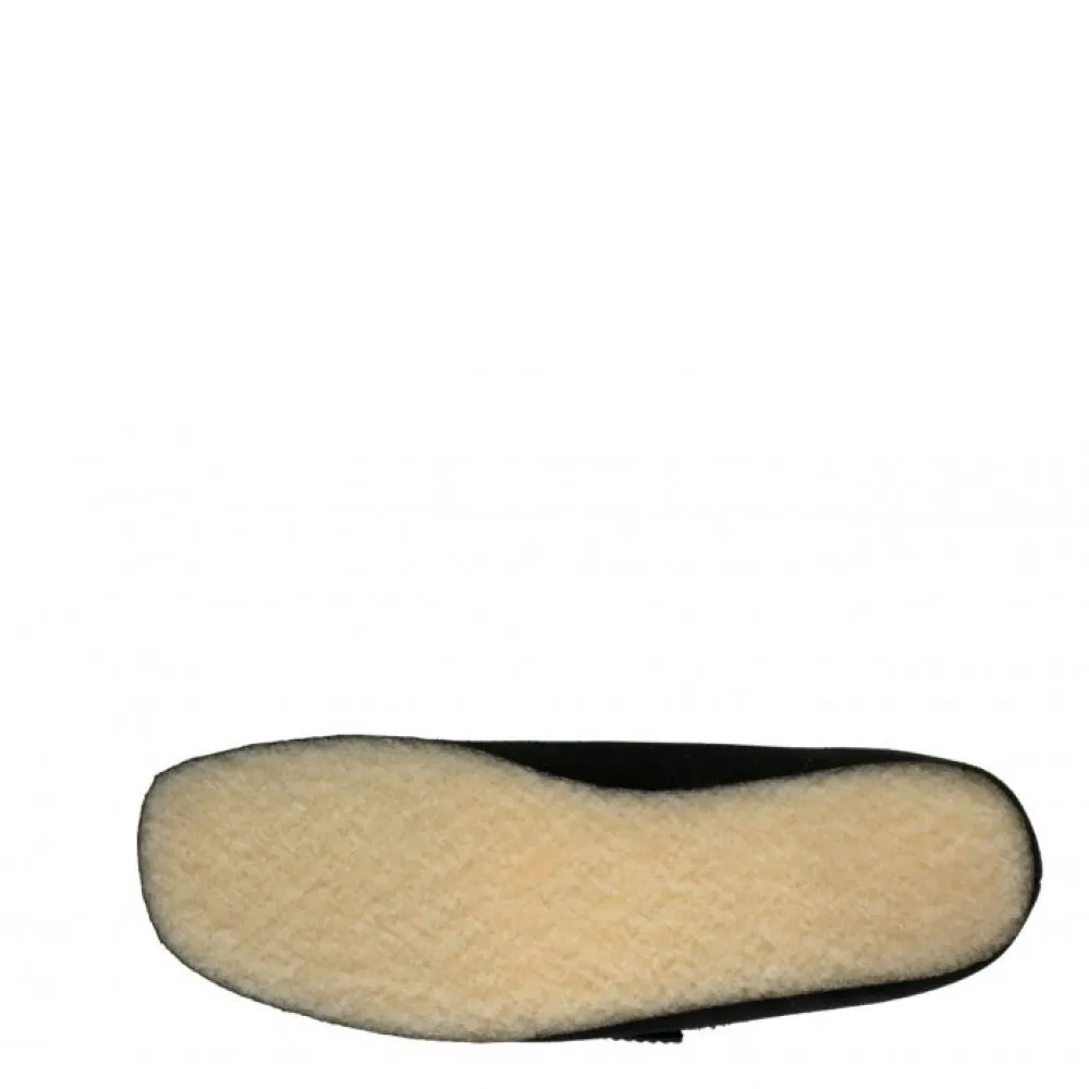 Dry Lined Clarks Men's Wallabee in Black Suede removable insoles Grippy Outsole Mountain Climber