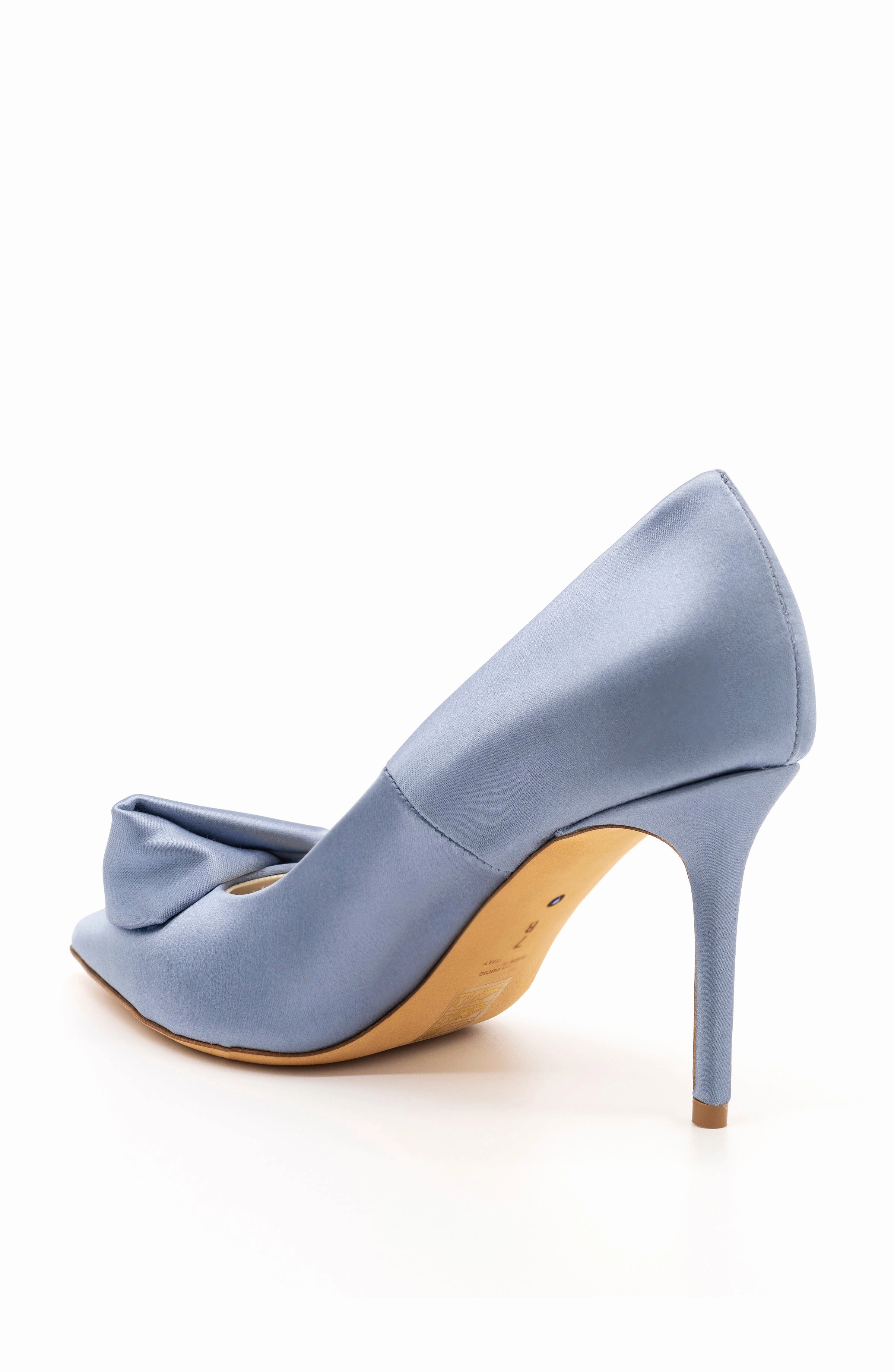 Comfy Spark No Slip Fallon Pointed Toe Heel