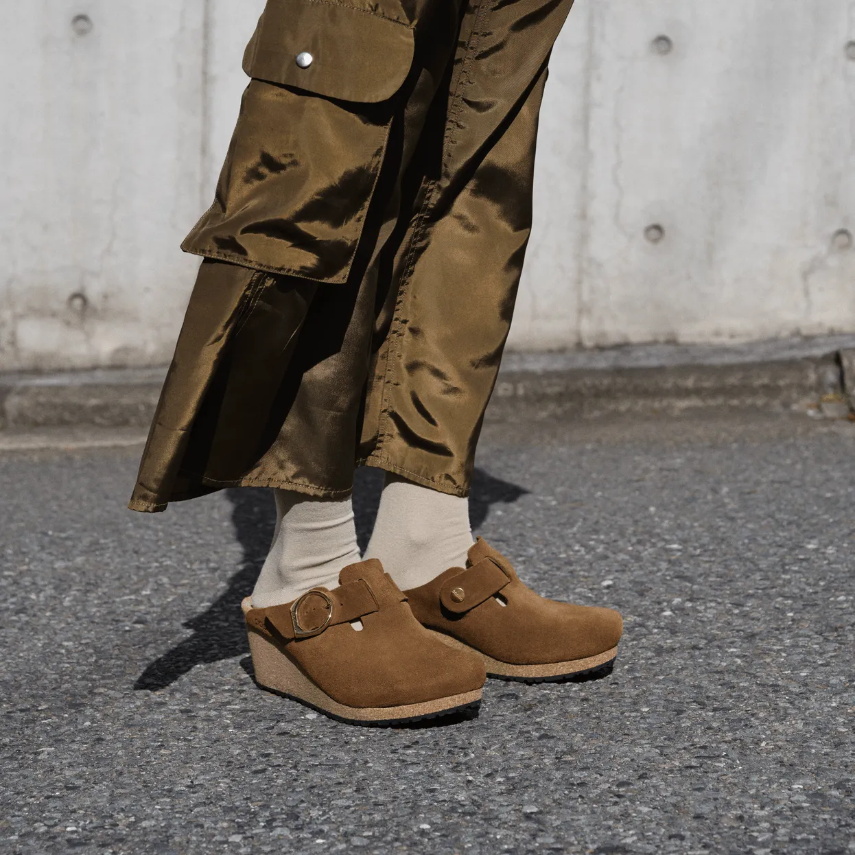 Sole Soft Street Run Fanny Ring Buckle | Suede | Dark Tea