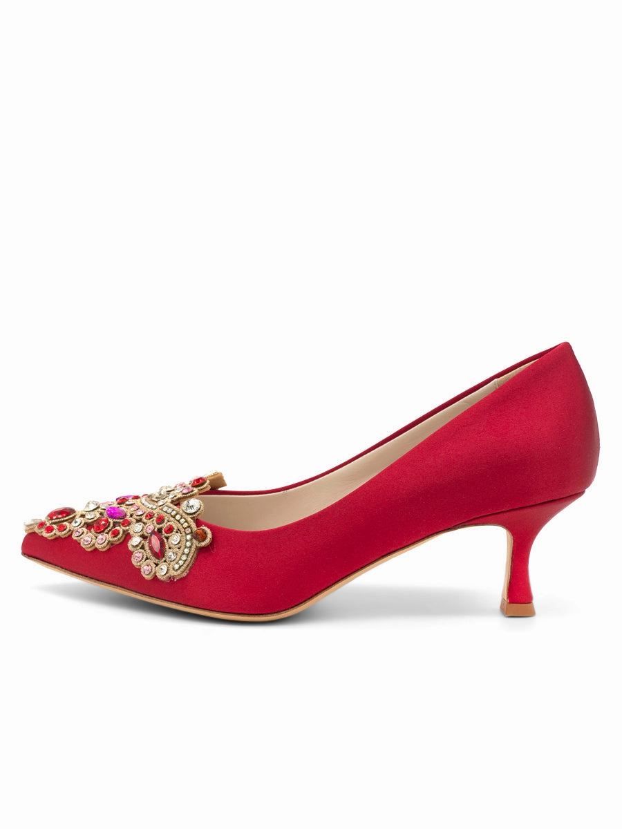 Statement Shoes Sabrina Pointed Toe Kitten Heel