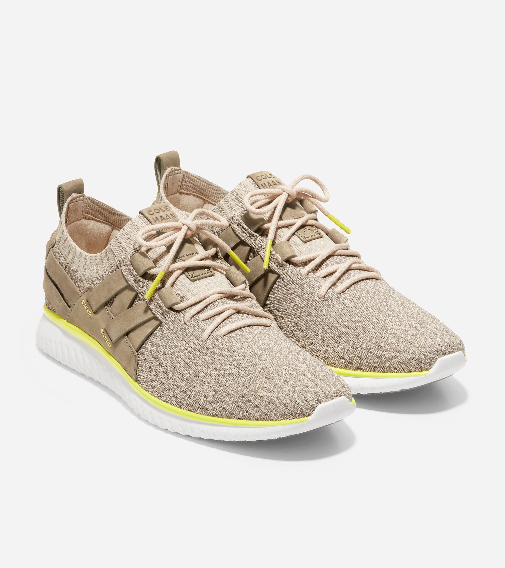 city - running casual - wear GrandM?tion Woven Sneaker