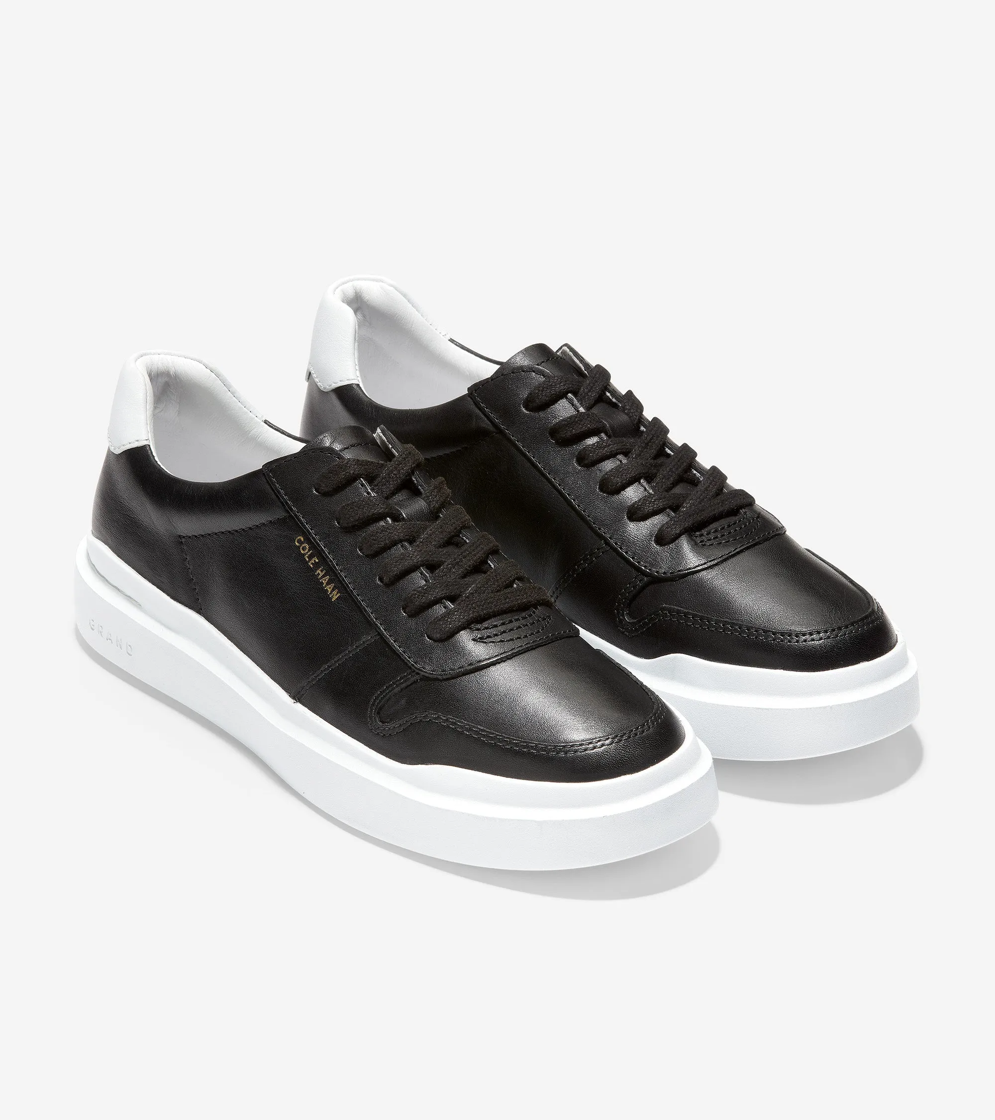narrow-fit shoes GrandPr? Rally Court Sneaker