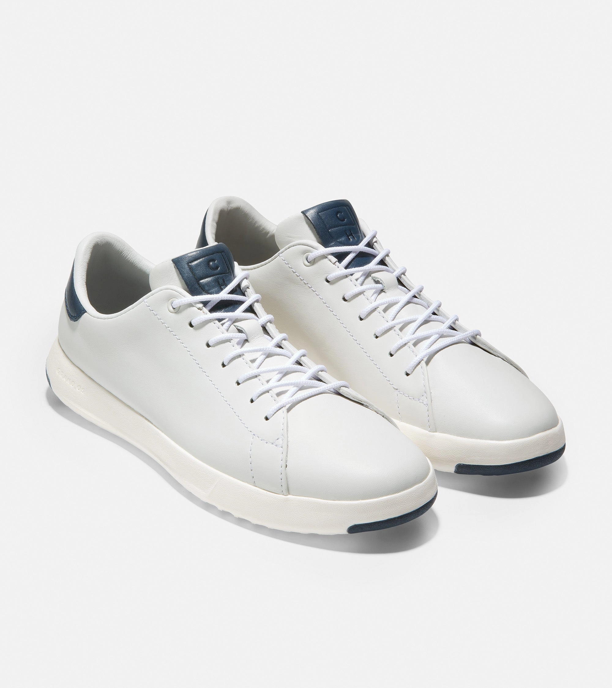 Layered cushioning Soft Traction GrandPr? Tennis Sneaker
