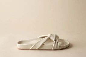 King Walk Mom Safe CASSIE