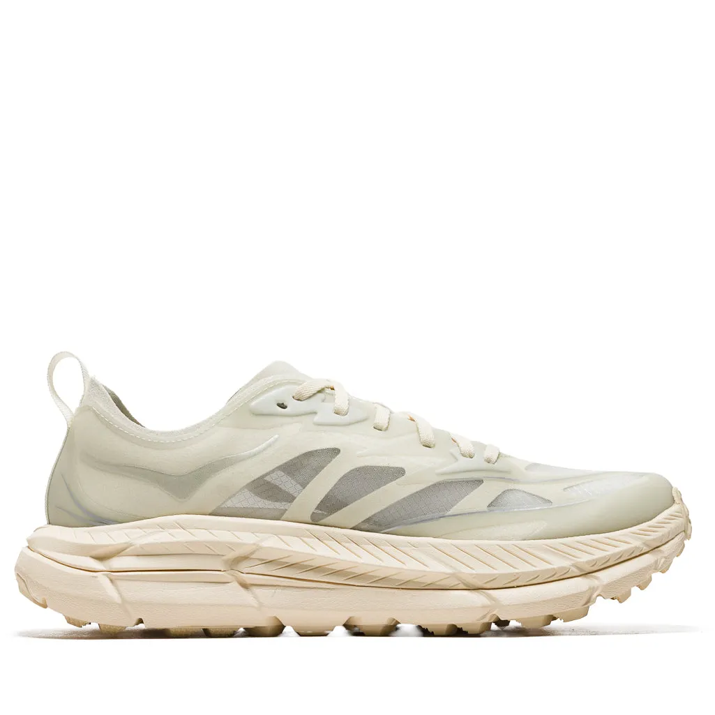 Hoka Mafate Speed 4 Lite - Truffle Salt/Vintage Yellow curved - last shoes