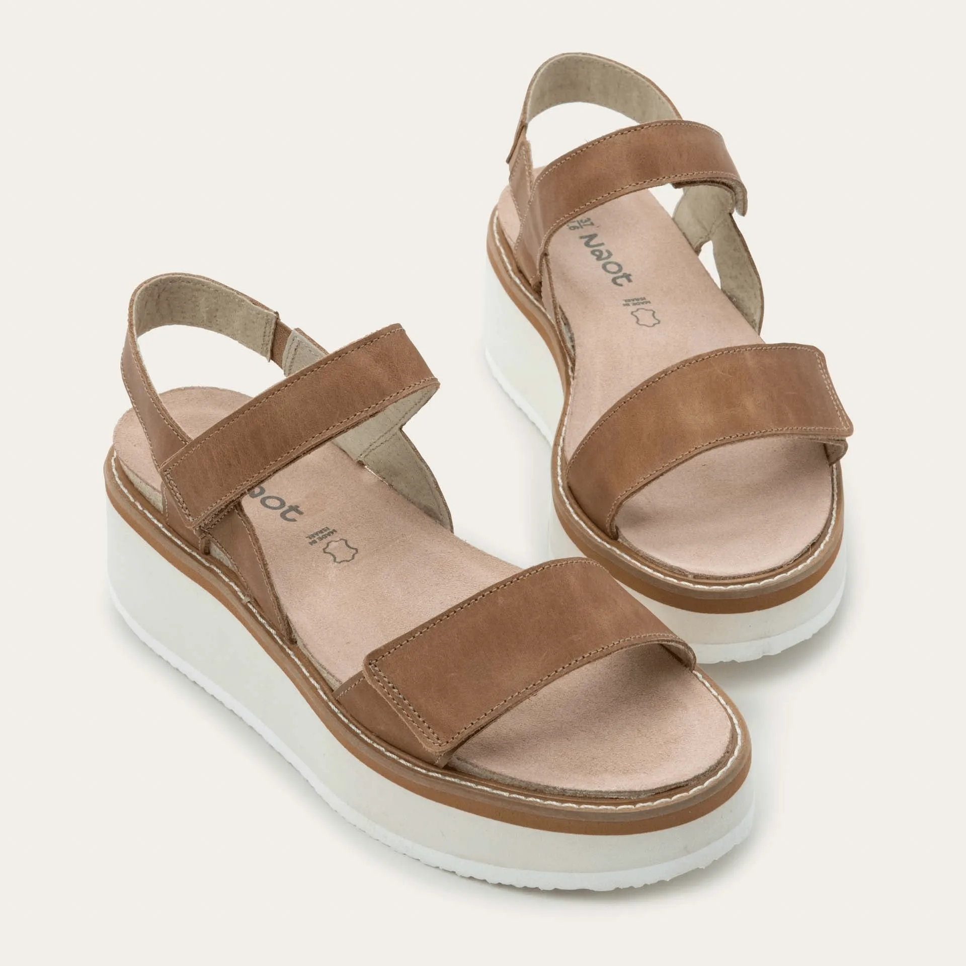 Urban Chill Meringue | Leather | Latte Brown w/ Off White Sole