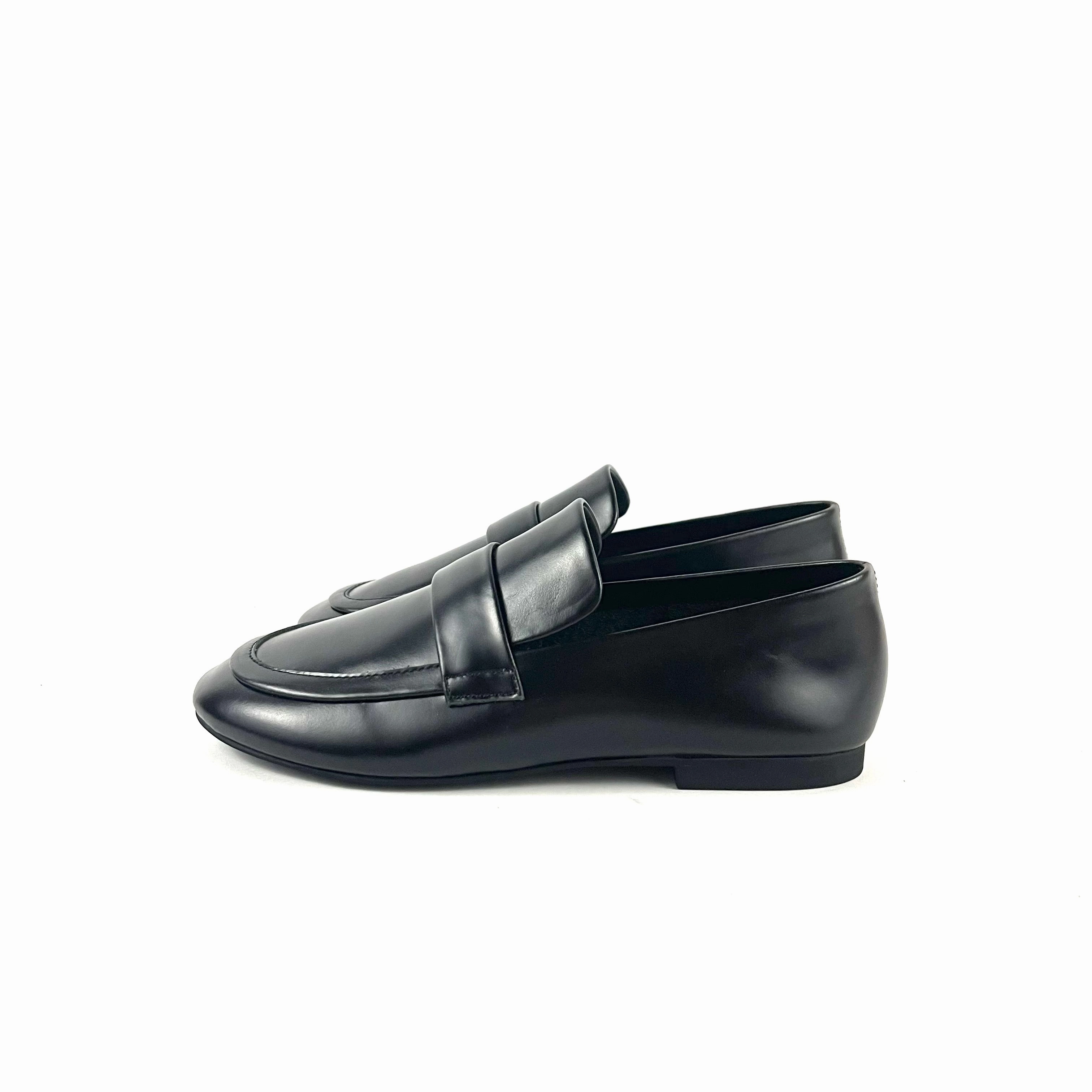 Intentionally Blank - Perm Loafer (Black) Light Step