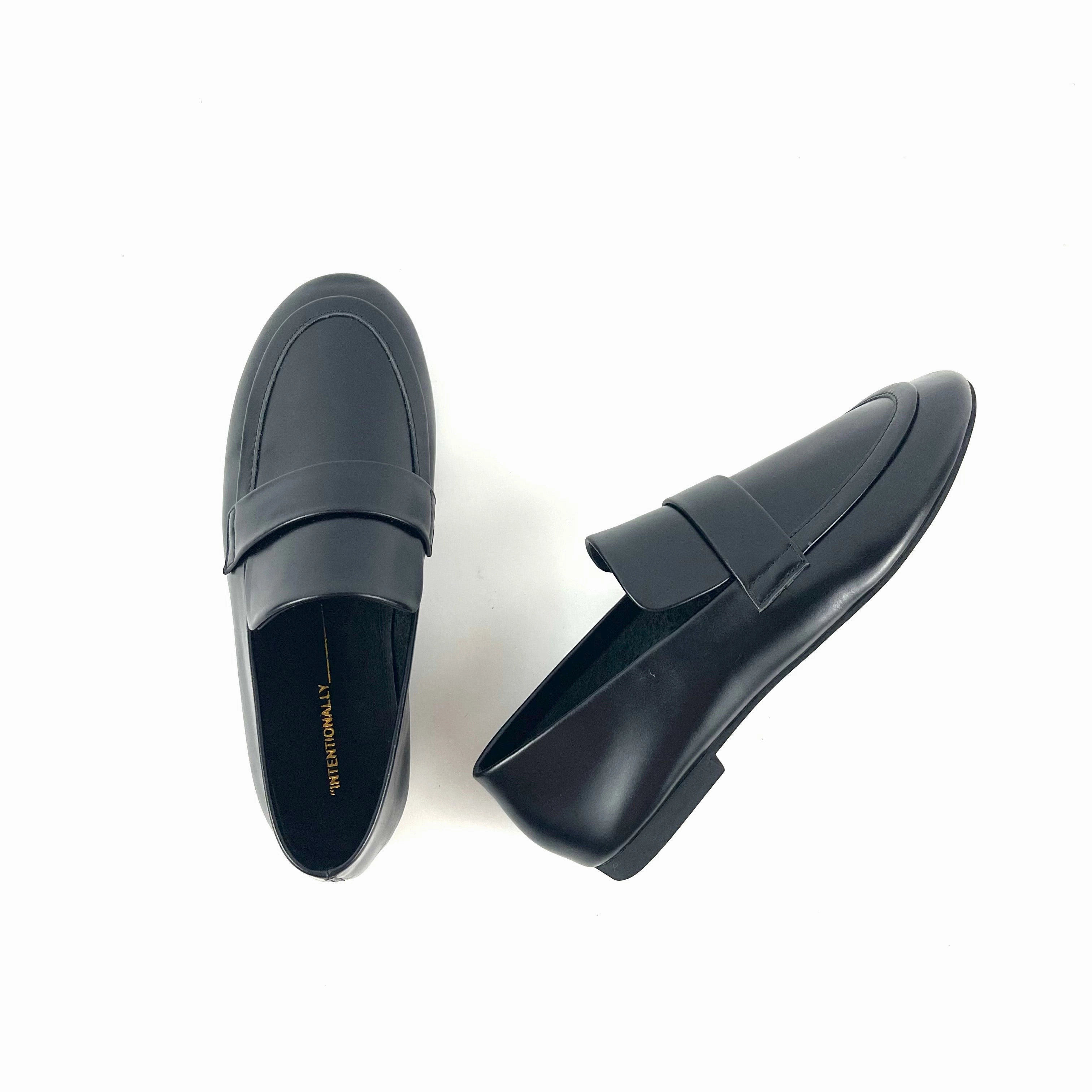 Mountain Walk Celebrate Night Intentionally Blank - Perm Loafer (Black)
