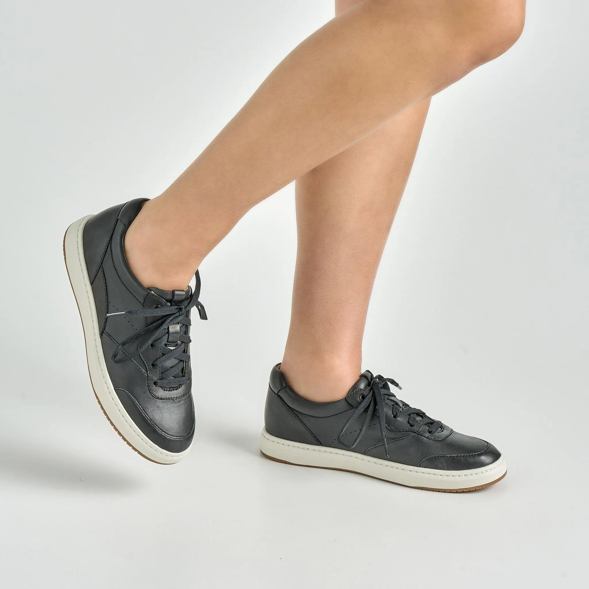 Josey | Nappa Leather | Black Swift Path