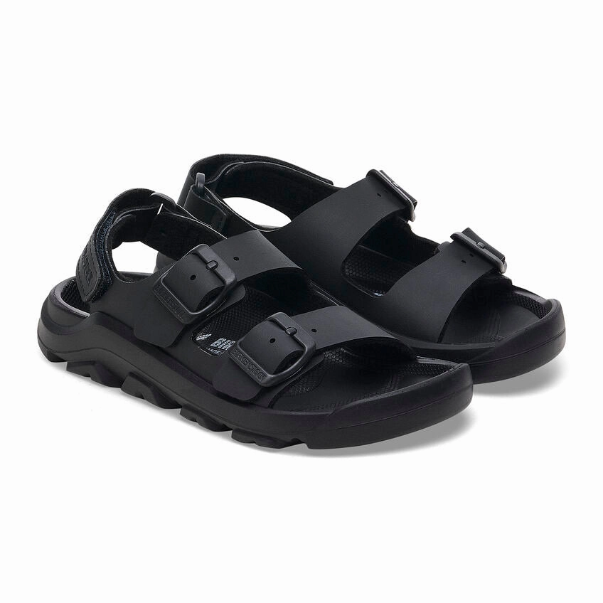 Kids Mogami : Black Travel Comfort Shoes