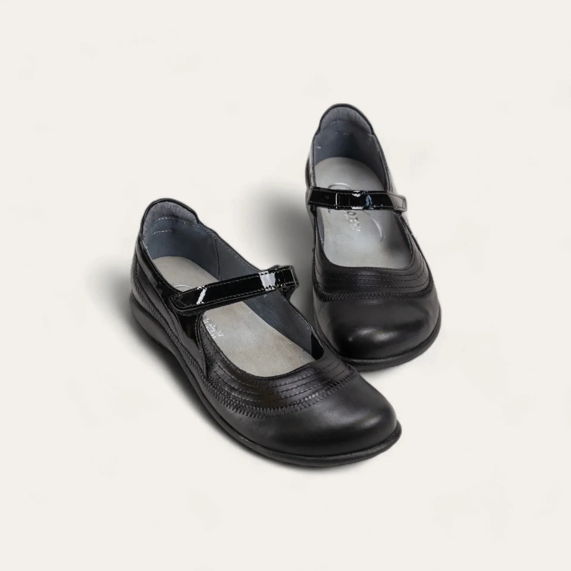 Kirei | Shiny Black Leather/Black Madras Leather/Black Patent Bright Neon Travel Light