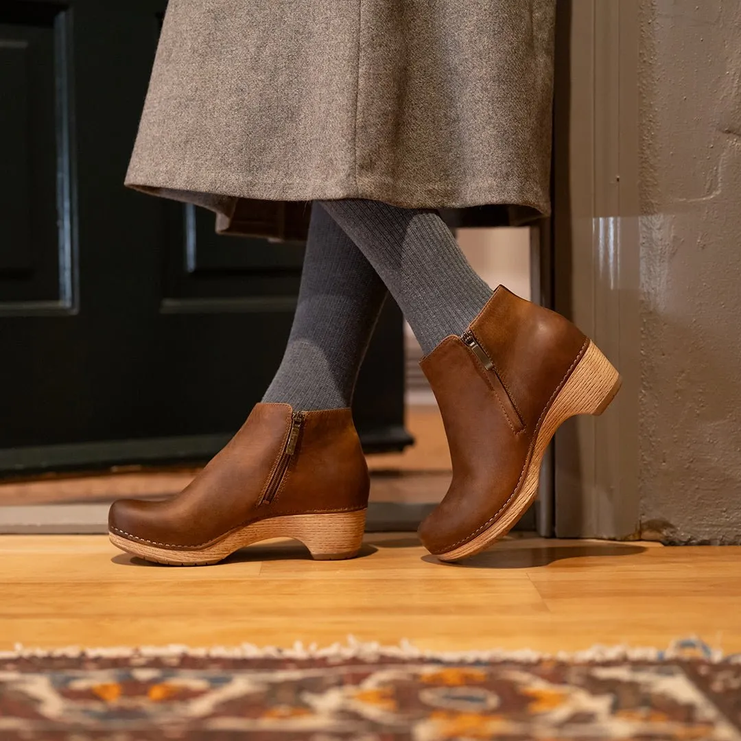 Lizanne | Oiled Pull Up | Tan Wool Warm