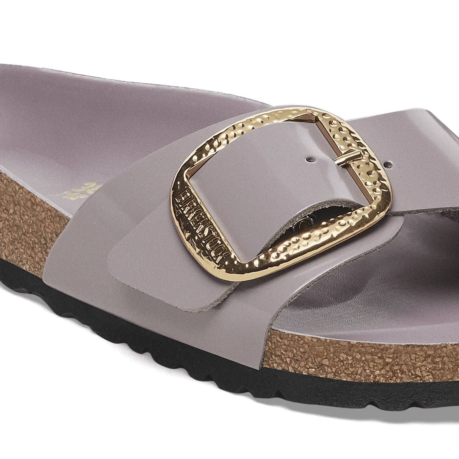 Madrid Hammered Big Buckle | High-Shine Patent Leather | Faded Purple Water Edge Kind Step