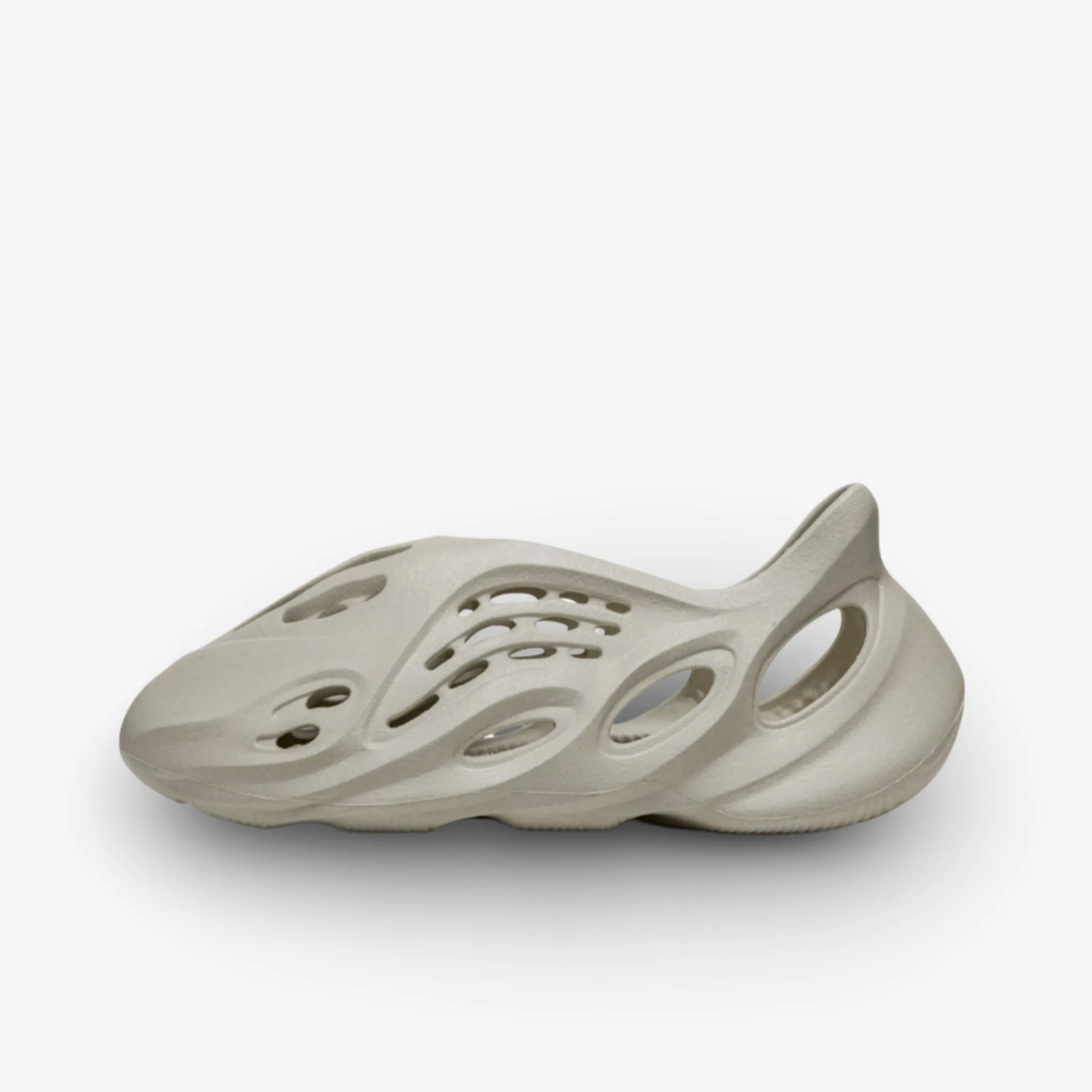 (Men's) adidas Yeezy Foam Runner 'Sand' (2021) FY4567 Anatomical Toe Box Full Coverage