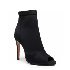 Graceful Stance Mina - Black Lycra - Street Sole