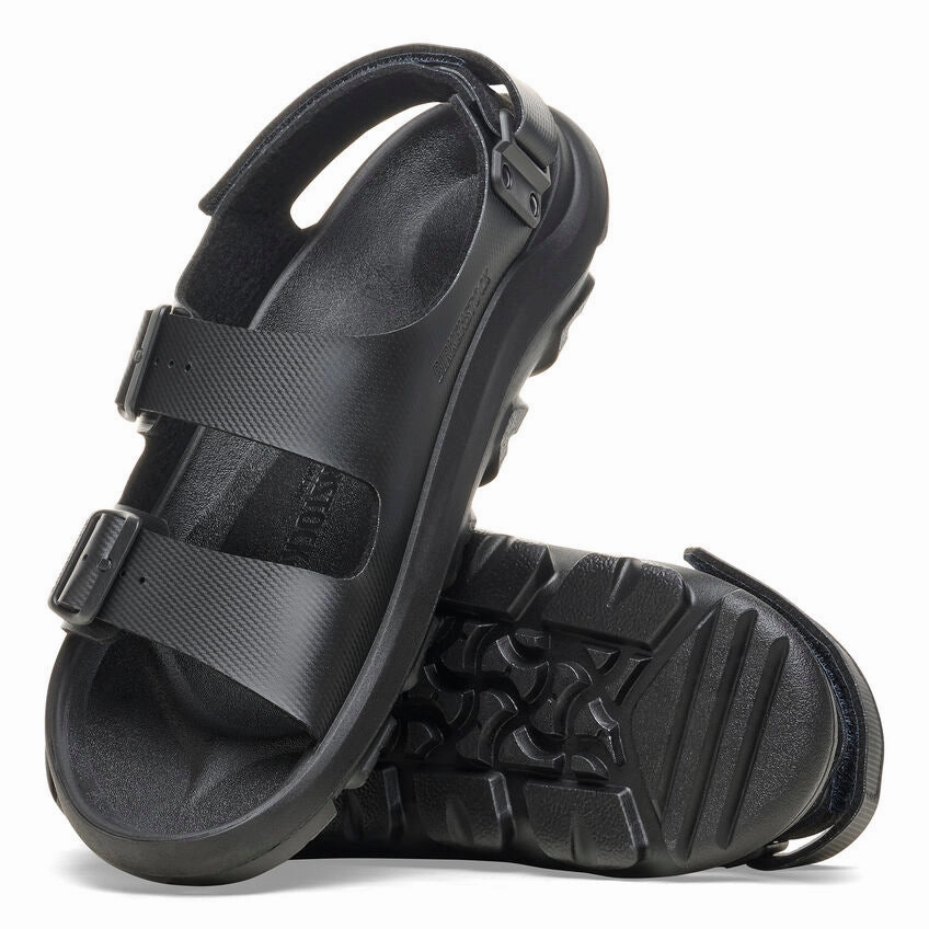 Mogami : Black Trendy Travel Sandals