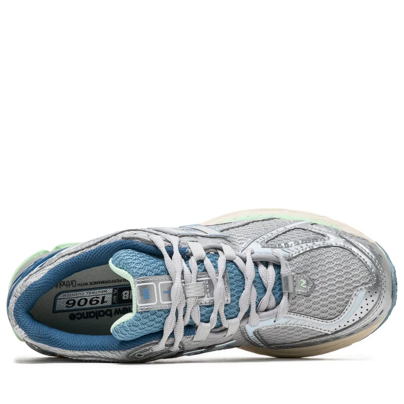 fall running shoes slip - on style New Balance 1906R - Silver Metallic/Still Water