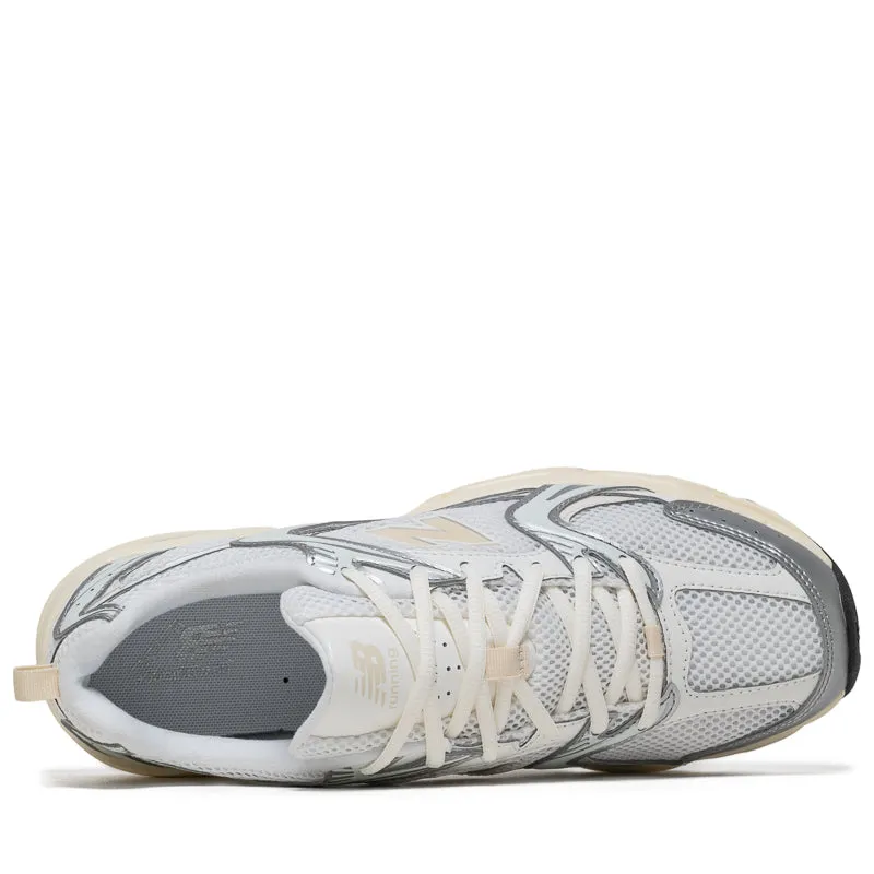 New Balance 530 - Silver Metallic/Linen sandy shoes