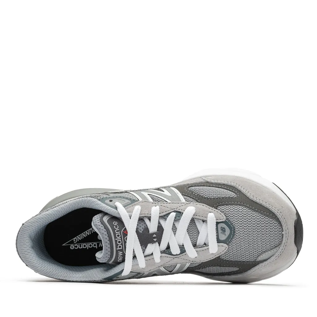 Storable New Balance FuelCell 990v6 (GS) - Grey