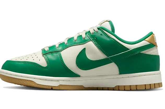 Nike Dunk Low Malachite University Gold (W) Flexible Fit Active People Summer Base