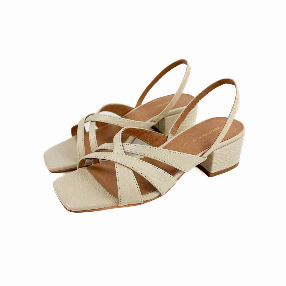 Fast Go Balanced feel Intentionally Blank - Lucille Heel (Oatmilk)