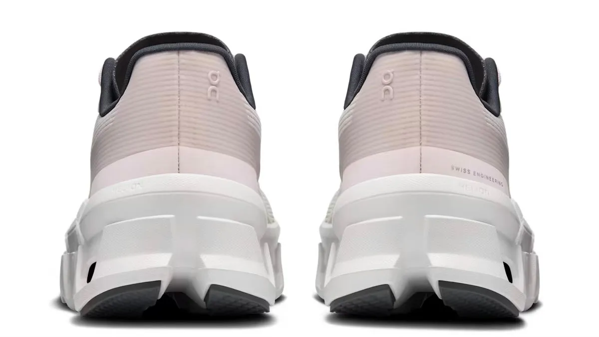 City Pace On Running Cloudmonster Void Ivory Wolf (Women's)