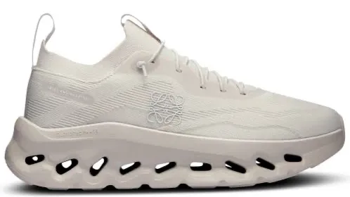 On Running Cloudtilt Loewe Sand (Women's) Dry Base Low Top