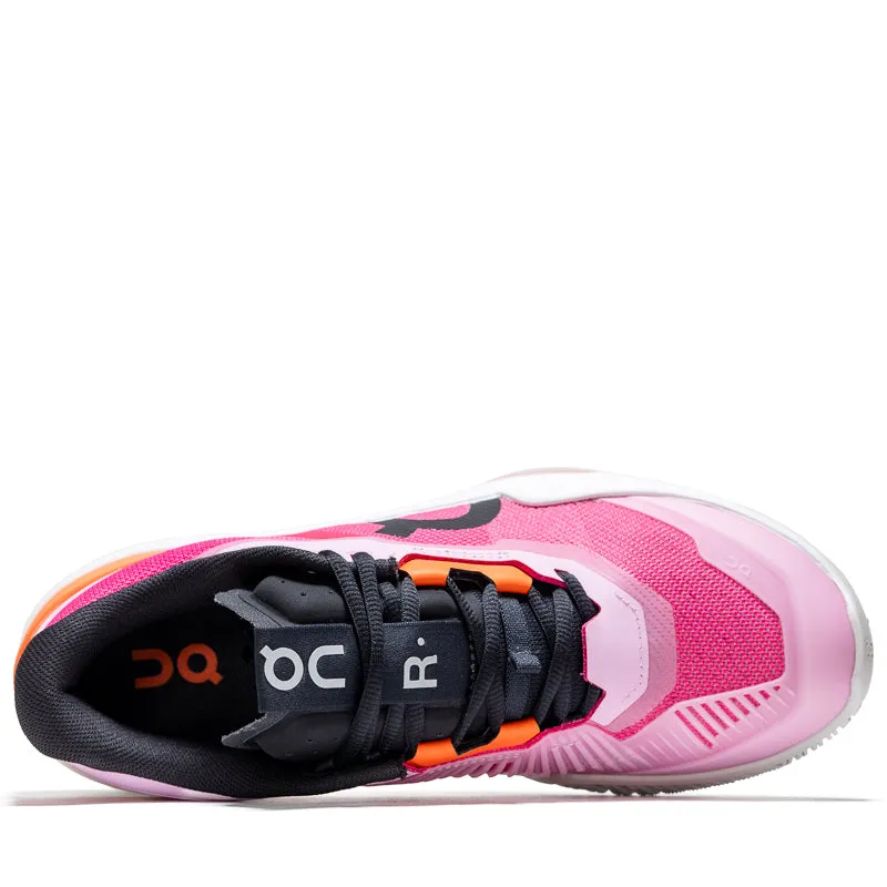 Wet Surface Running On The Roger Pro Fire - Pink/Flame