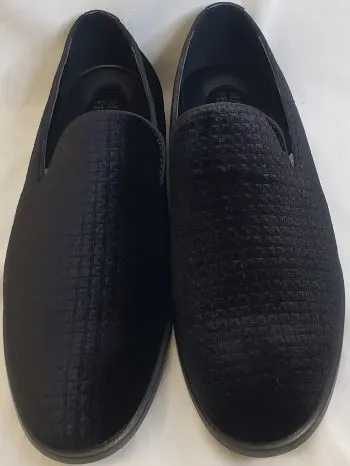 Art Gallery Owen -- Men's Slip-On Dress Shoe -- Black