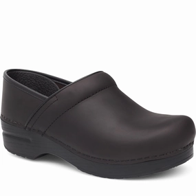 Quarter Turn Men's Professional Men Footwear in Antique Brown Oiled. Sku: M206780202