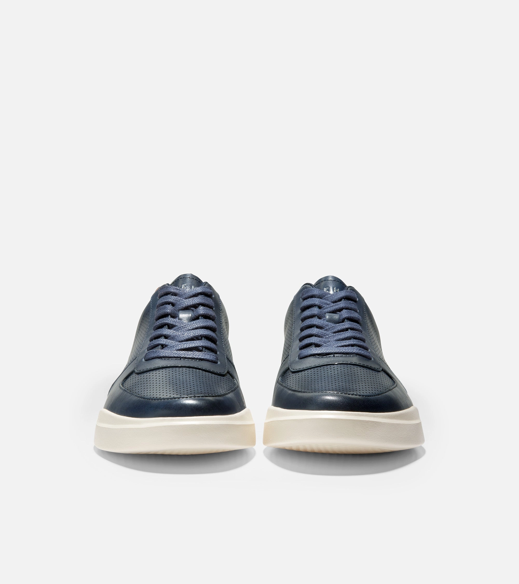 Easy Styling Grand Crosscourt Modern Sneaker
