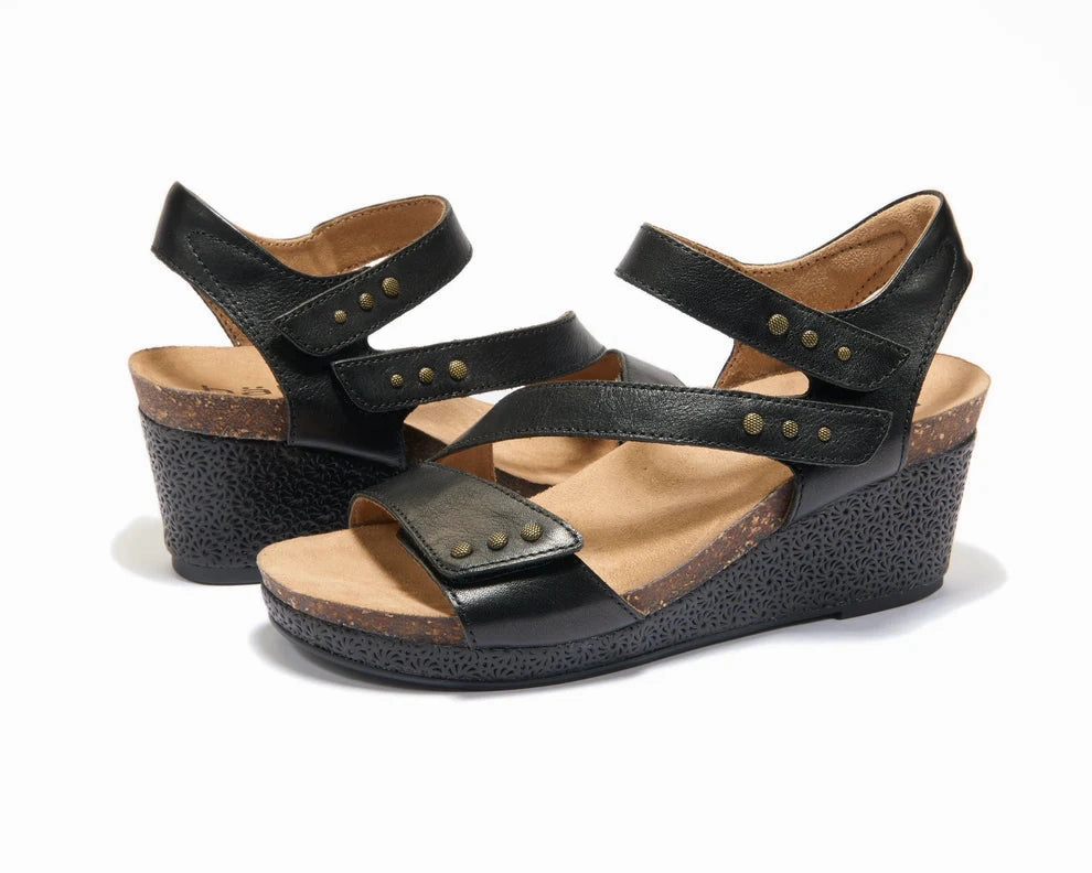Sporty Sandals HALSA WOMENS GISELLE - BLACK