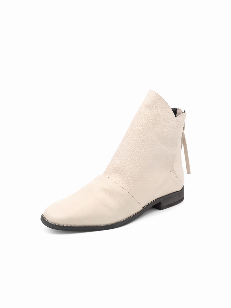 Stylish Footwear Hiking Style Schrunch