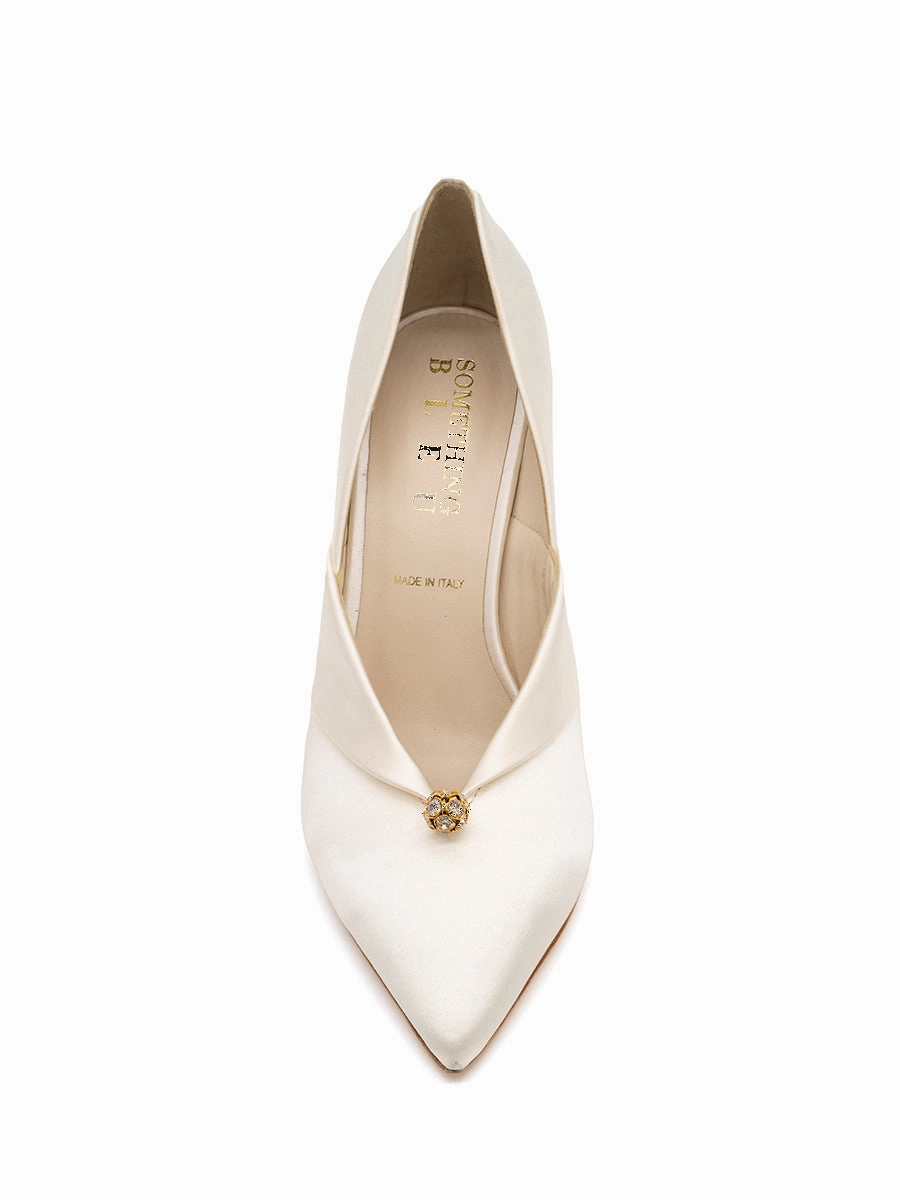 Low Arch Selah Pointed Toe Pump