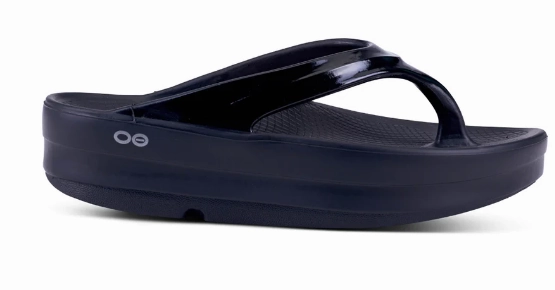 Outdoor Comfort Shoes OOFOS 1410 OOMEGA  - BLACK