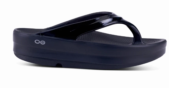 Outdoor Comfort Shoes OOFOS 1410 OOMEGA  - BLACK