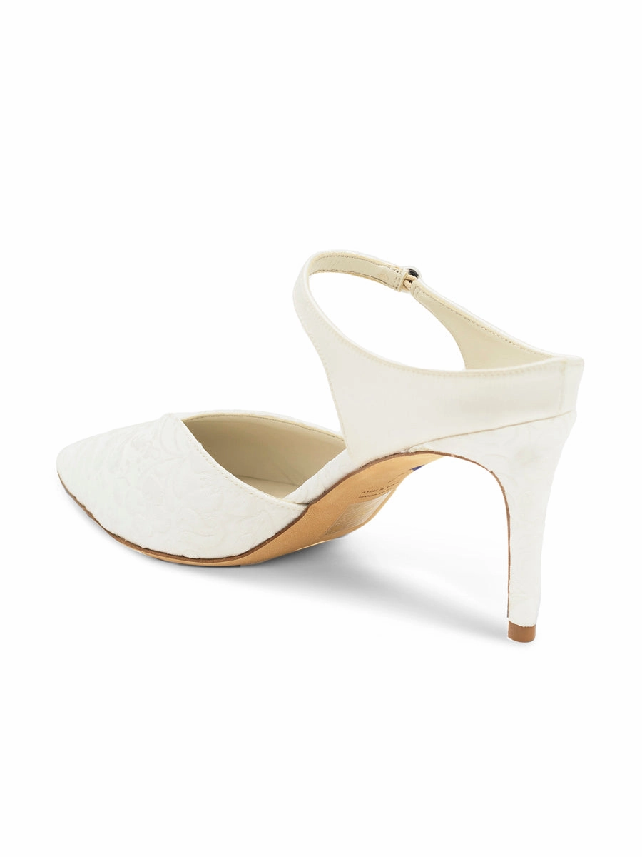 Fashion Fit Effortless Wear Shyla Pointed Toe Pump